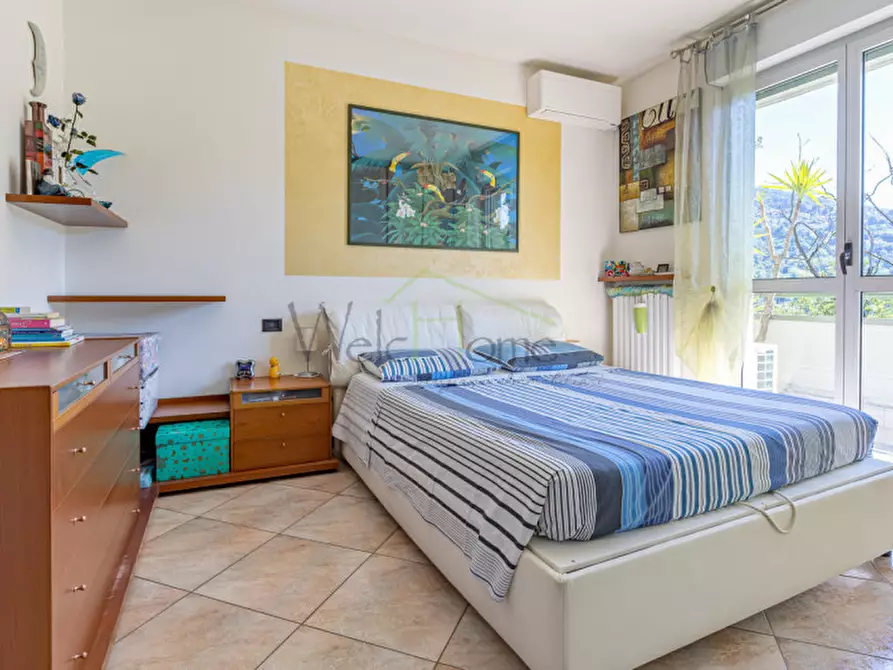 Immagine 18 di Appartamento in vendita  in Via Ariberto Da Intimiano a Como