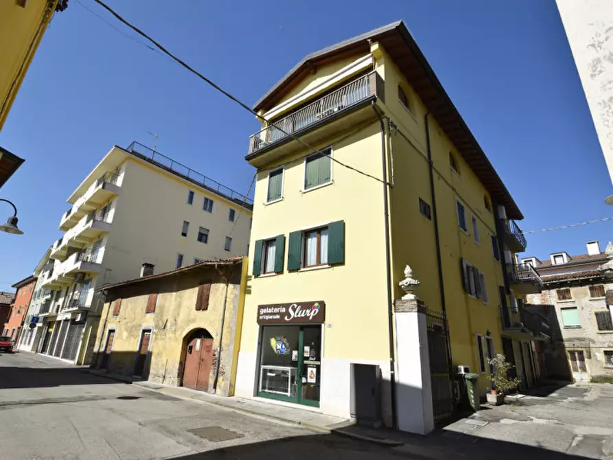 Immagine 2 di Appartamento in vendita  in Via San Valentino 19 a Bussolengo