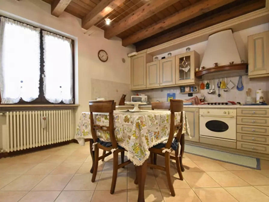 Immagine 4 di Appartamento in vendita  in Via San Valentino 19 a Bussolengo