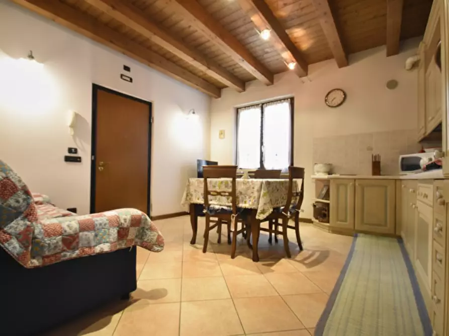 Immagine 7 di Appartamento in vendita  in Via San Valentino 19 a Bussolengo
