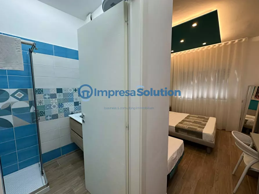 Immagine 8 di Bed & Breakfast in vendita  in Vico Tutti i Santi a Napoli