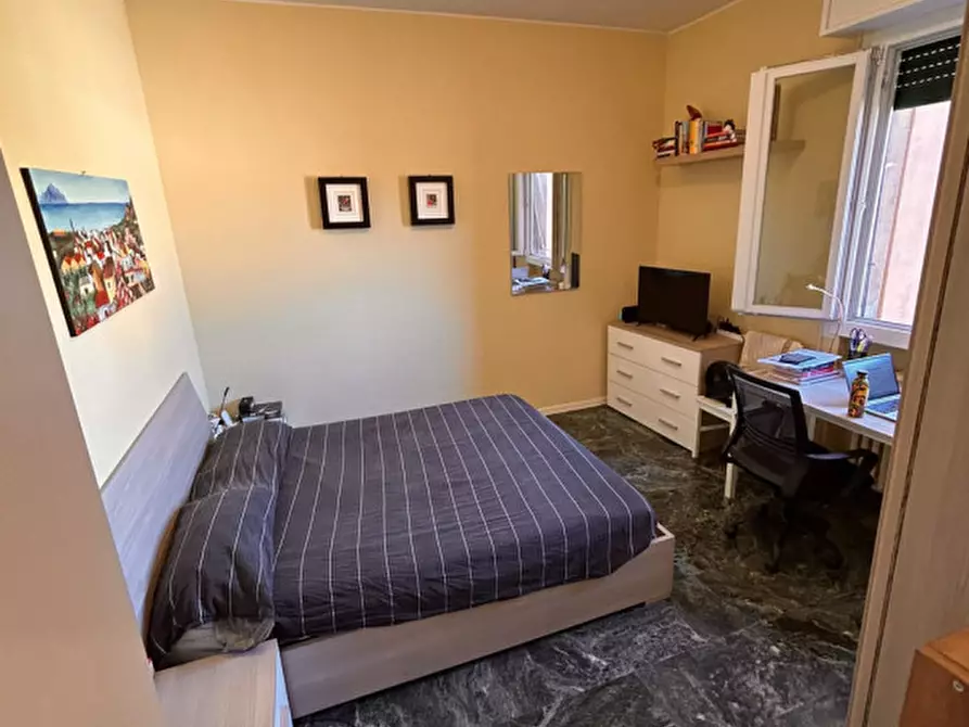 Immagine 11 di Appartamento in vendita  in Via De' Fogliani 12 a Modena