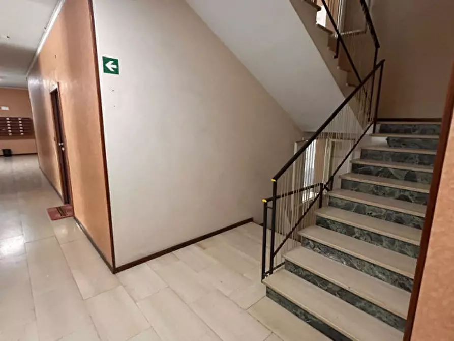 Immagine 24 di Appartamento in vendita  in Via De' Fogliani 12 a Modena