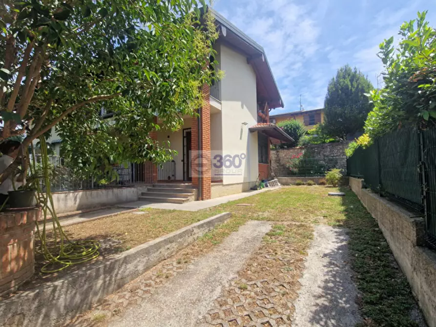 Immagine 11 di Appartamento in vendita  in Via Staffoli a Gussago