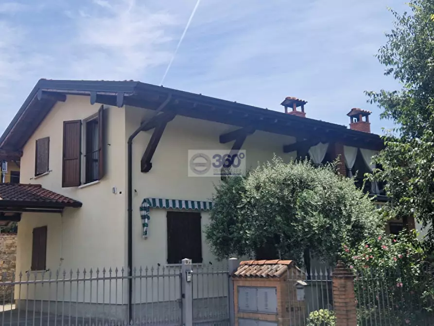 Immagine 14 di Appartamento in vendita  in Via Staffoli a Gussago