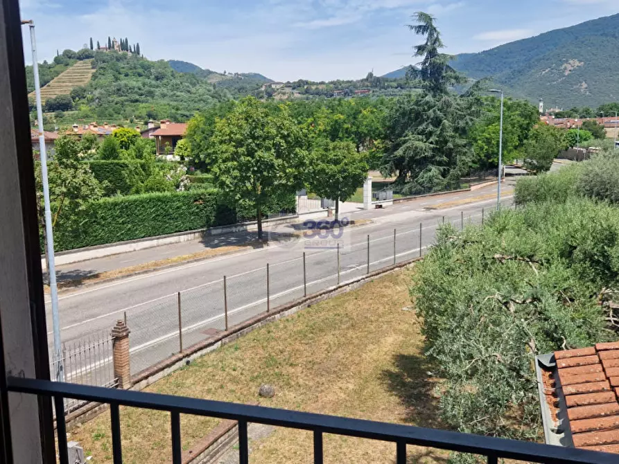 Immagine 24 di Appartamento in vendita  in Via Staffoli a Gussago