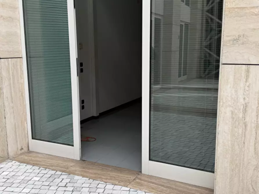 Immagine 1 di Ufficio in vendita  in viale Europa Unita a Castelfranco Veneto