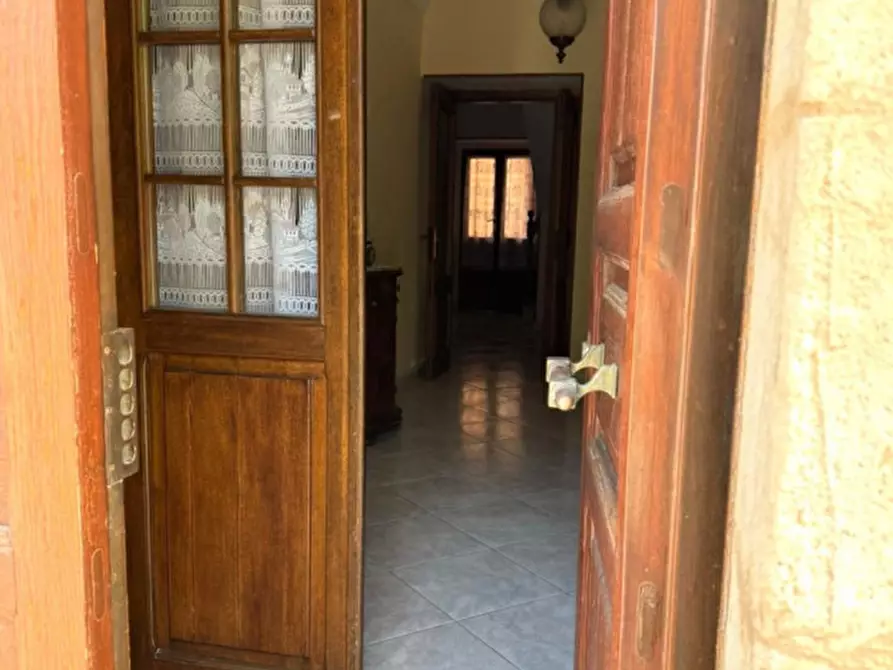 Immagine 3 di Palazzo in vendita  in via Giardini, 11 a Pozzomaggiore