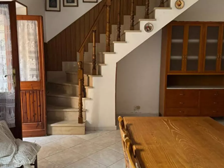 Immagine 9 di Palazzo in vendita  in via Giardini, 11 a Pozzomaggiore