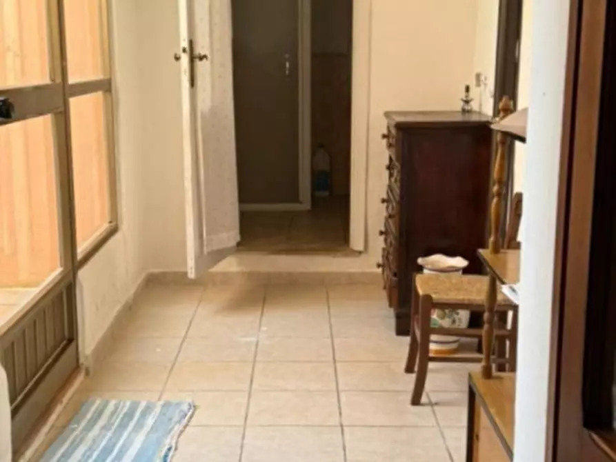 Immagine 11 di Palazzo in vendita  in via Giardini, 11 a Pozzomaggiore