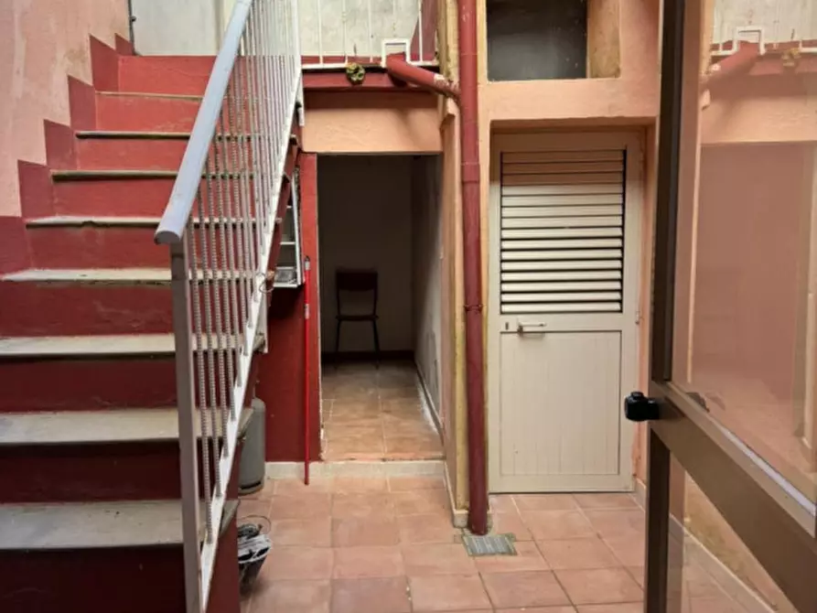 Immagine 13 di Palazzo in vendita  in via Giardini, 11 a Pozzomaggiore
