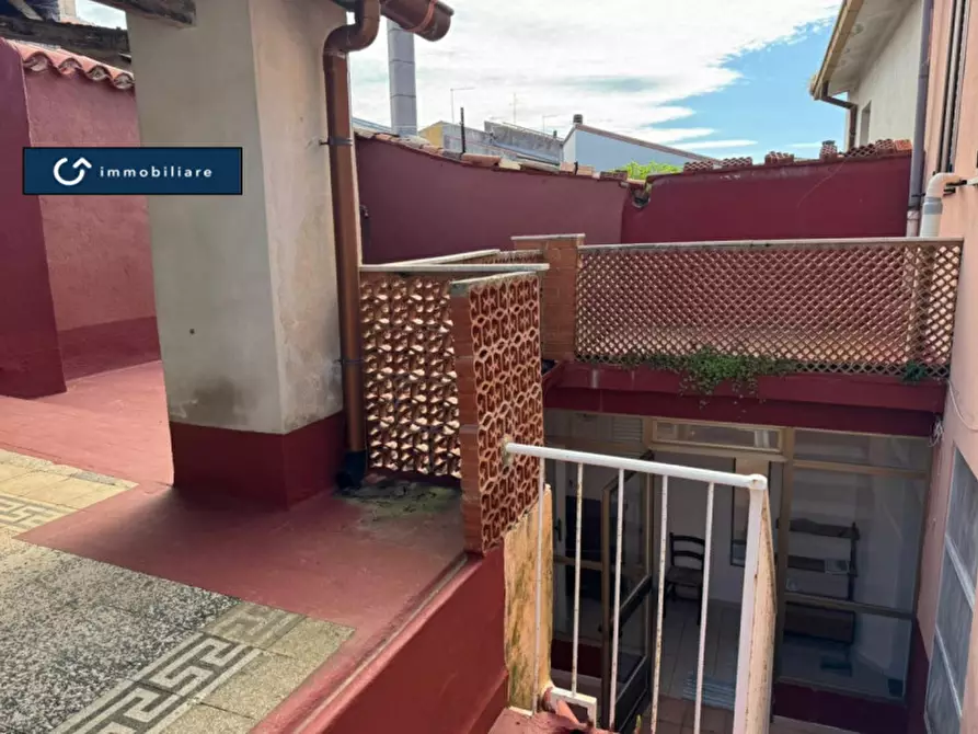 Immagine 17 di Palazzo in vendita  in via Giardini, 11 a Pozzomaggiore