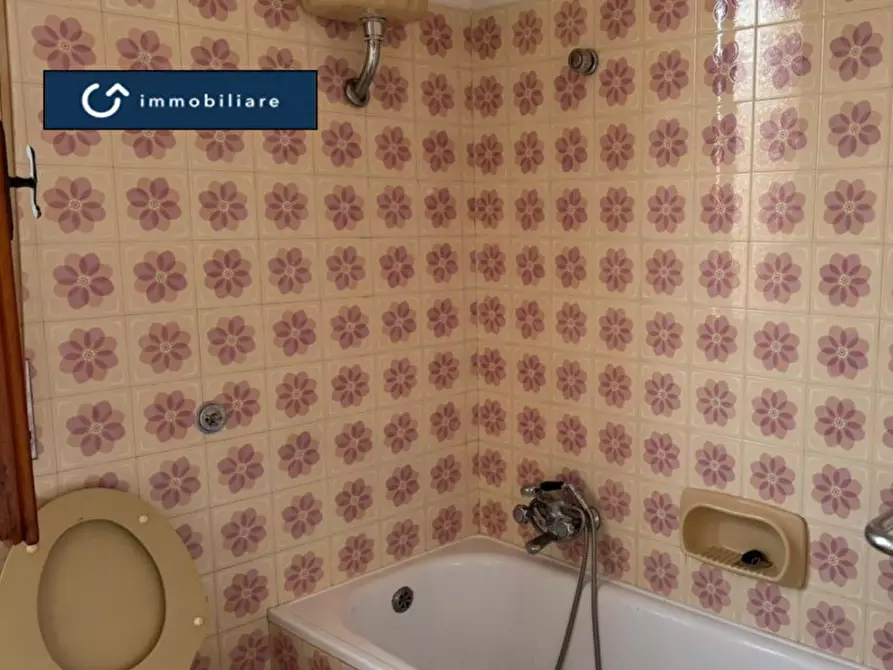 Immagine 23 di Palazzo in vendita  in via Giardini, 11 a Pozzomaggiore