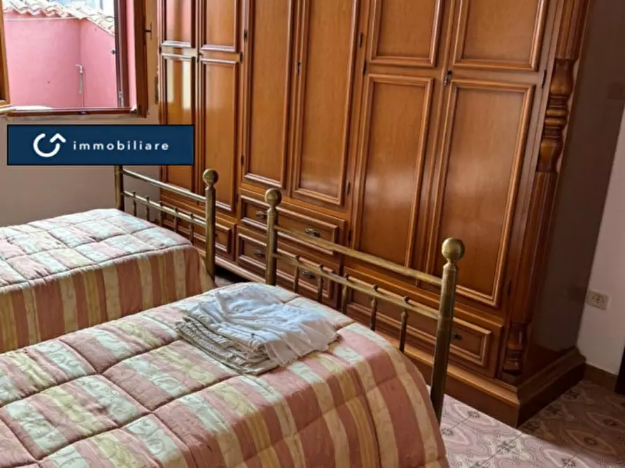 Immagine 25 di Palazzo in vendita  in via Giardini, 11 a Pozzomaggiore