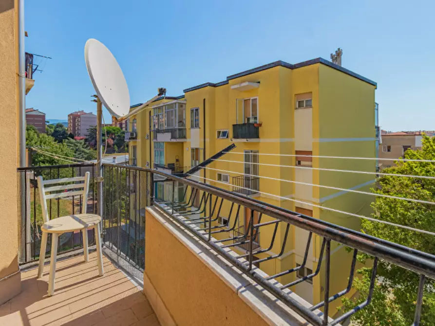 Immagine 6 di Appartamento in vendita  in Piazzale Luigi Moroni a Savona