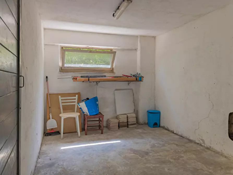 Immagine 33 di Appartamento in vendita  in Piazzale Luigi Moroni a Savona