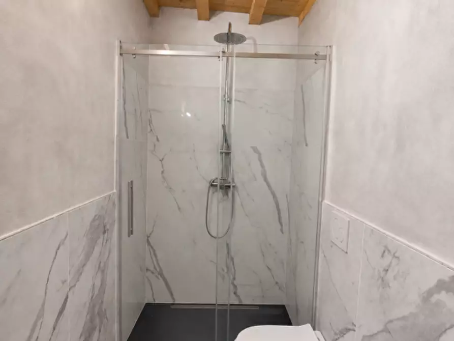 Immagine 7 di Villa in vendita  in via fossa a San Prospero
