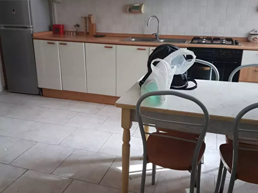Immagine 23 di Appartamento in affitto  in Vico Sedil capuano 18 a Napoli