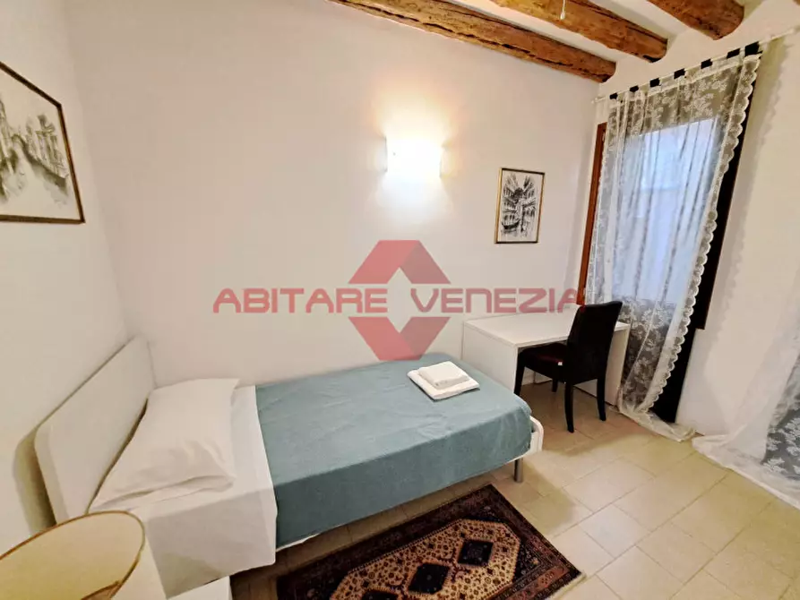 Immagine 5 di Appartamento in vendita  in Frezzeria a Venezia