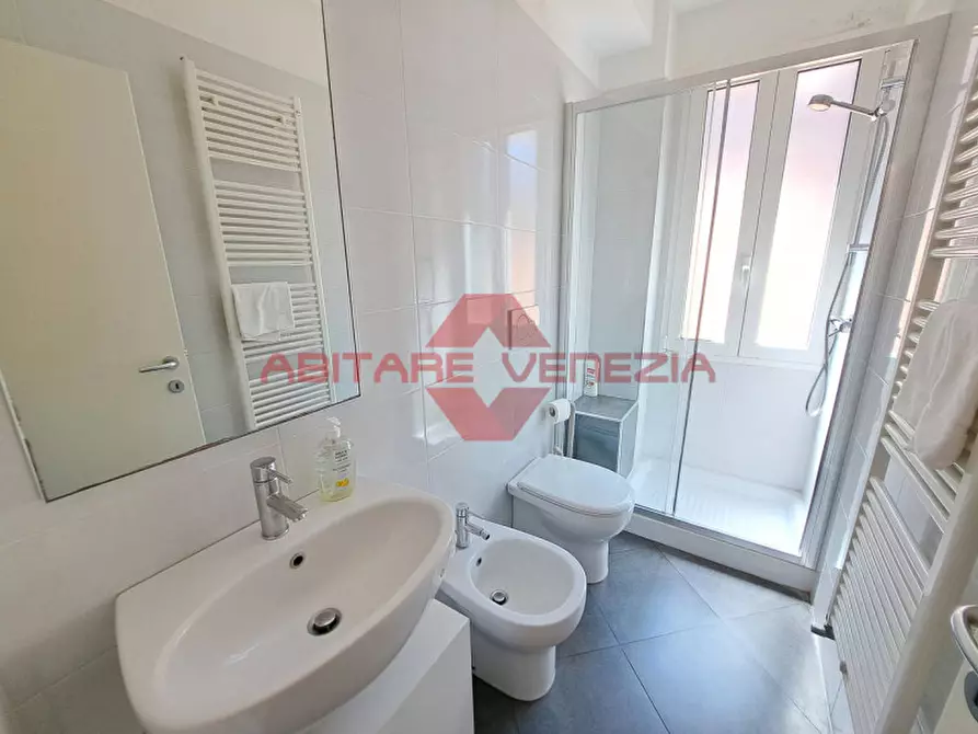 Immagine 9 di Appartamento in vendita  in Frezzeria a Venezia