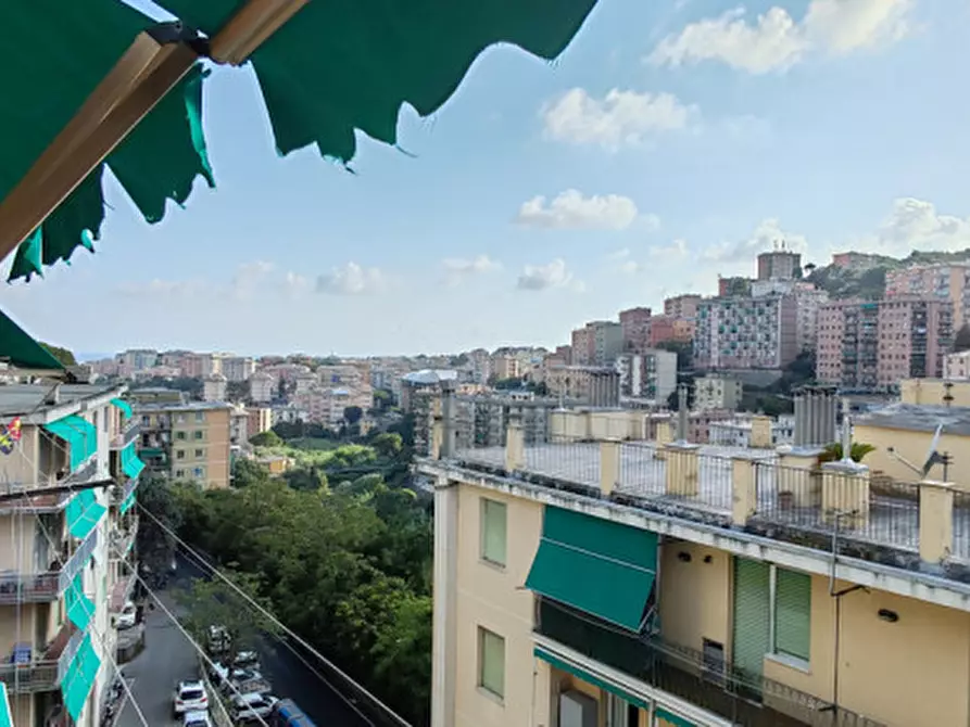 Immagine 1 di Appartamento in vendita  in Via Antonio Cianciullo a Genova