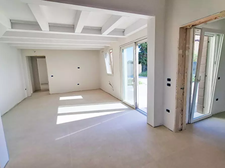 Immagine 3 di Casa bifamiliare in vendita  in Via Piave a Ponte San Nicolò