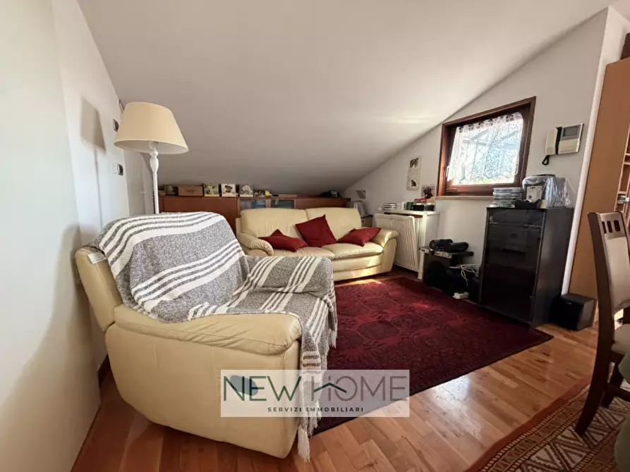 Immagine 5 di Appartamento in vendita  in VIA LUIGI PASTEUR 11 a Verona