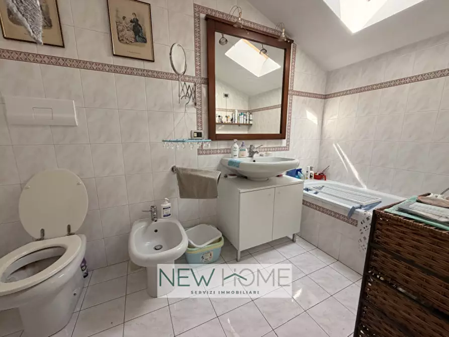 Immagine 13 di Appartamento in vendita  in VIA LUIGI PASTEUR 11 a Verona