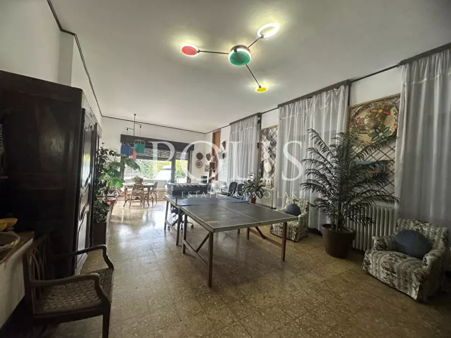Immagine 34 di Villa in vendita  a Eupilio