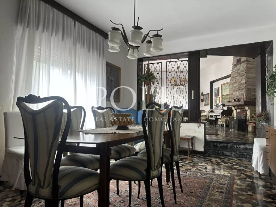 Immagine 36 di Villa in vendita  a Eupilio