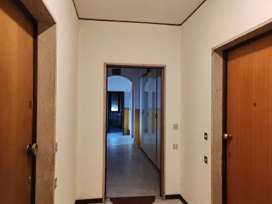 Immagine 2 di Appartamento in vendita  in Viale Italia, 162 a Conegliano