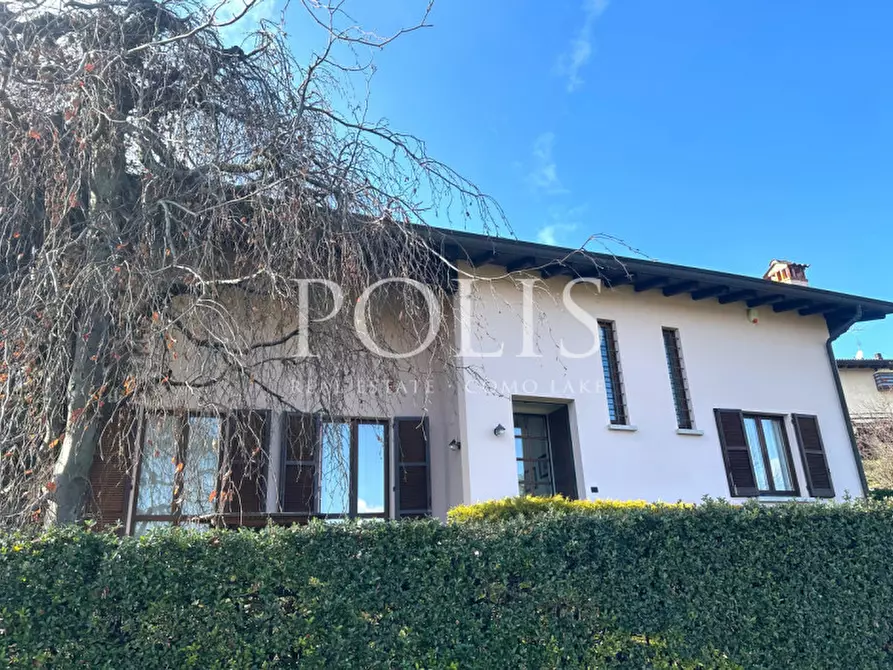 Immagine 9 di Villa in vendita  in VIA PER CARCANO SNC a Albavilla