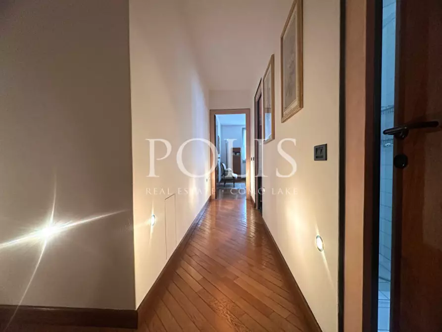 Immagine 27 di Villa in vendita  in VIA PER CARCANO SNC a Albavilla