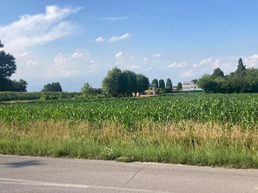 Immagine 1 di Terreno in vendita  in Via 307 del santo a Cadoneghe
