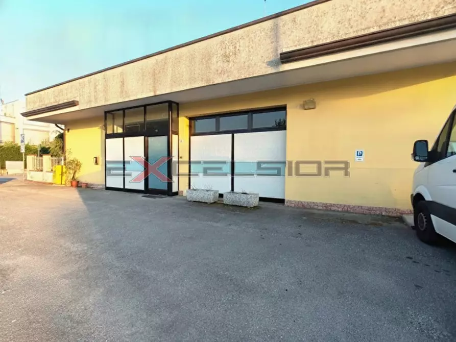 Immagine 1 di Negozio in vendita  in Via G. Matteotti n.20 bis - Cavarzere (VE) a Pettorazza Grimani