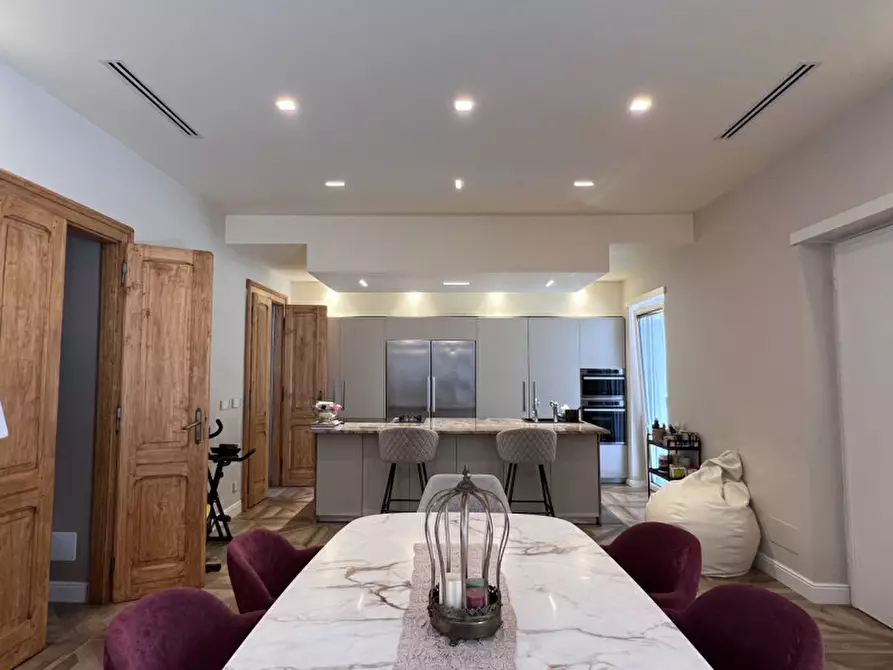 Immagine 16 di Villa in vendita  a Rivoli