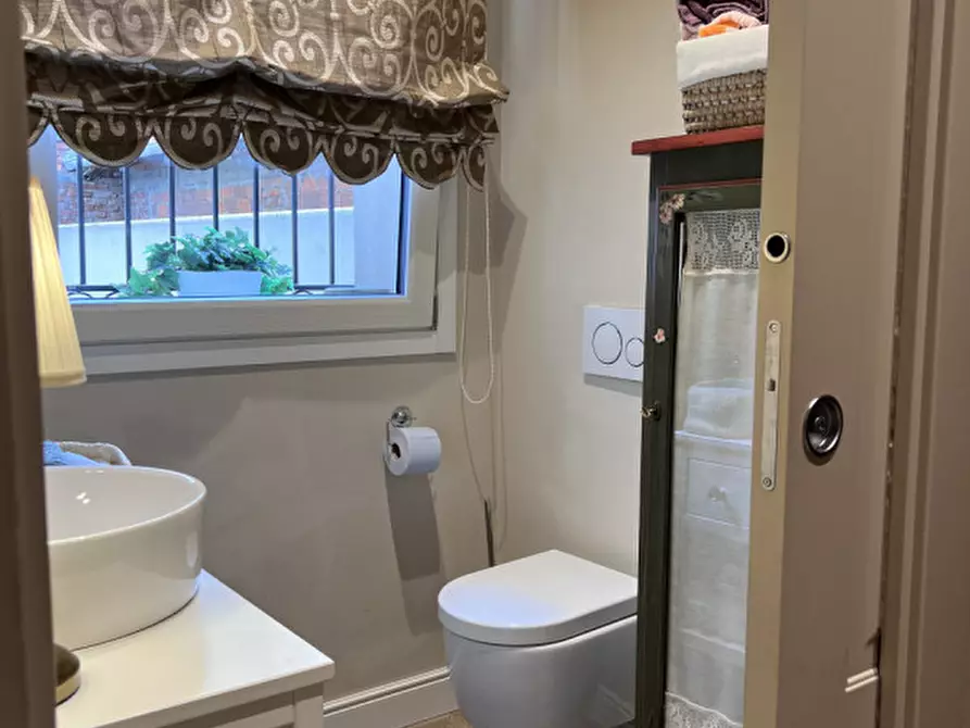 Immagine 29 di Villa in vendita  a Rivoli