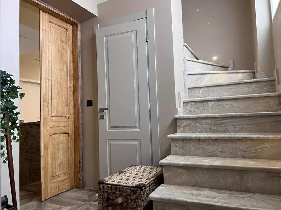 Immagine 34 di Villa in vendita  a Rivoli