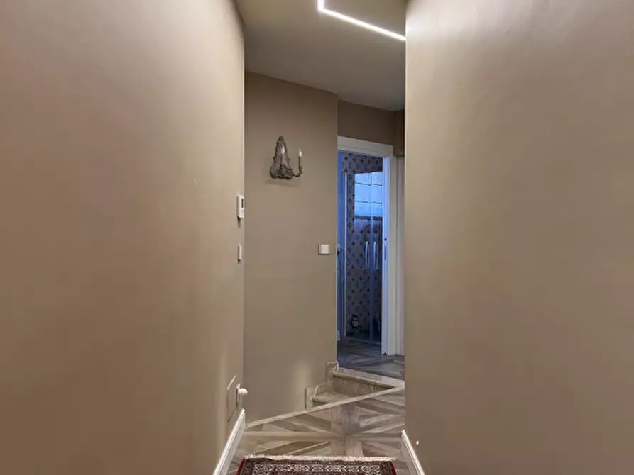 Immagine 46 di Villa in vendita  a Rivoli