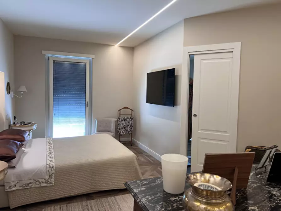 Immagine 50 di Villa in vendita  a Rivoli