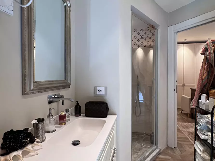 Immagine 60 di Villa in vendita  a Rivoli