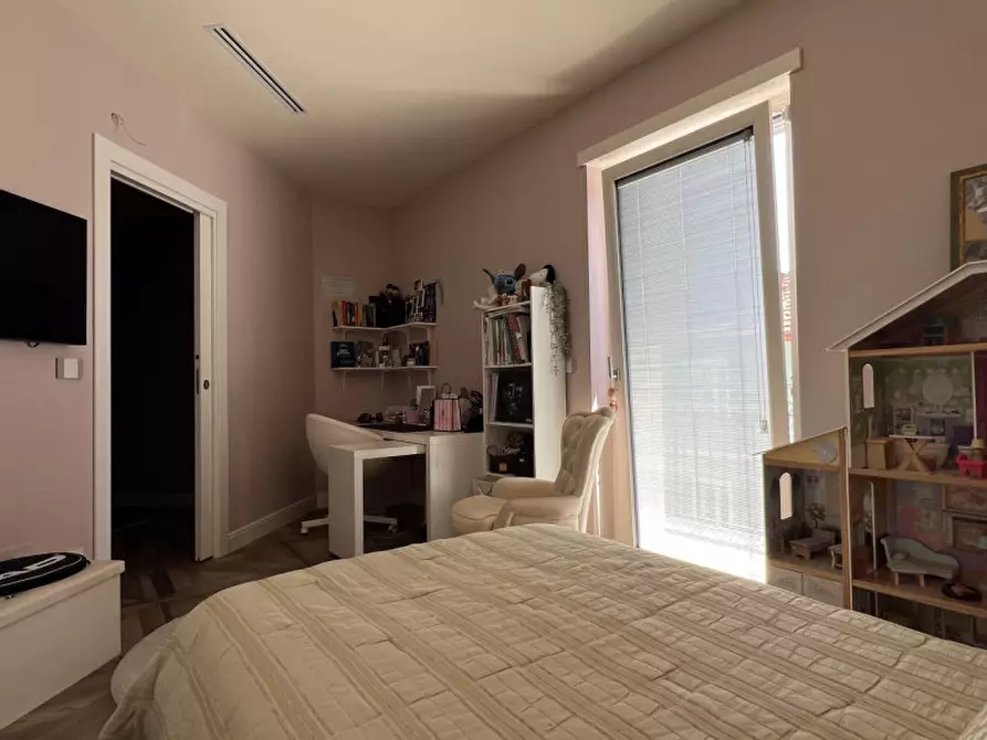 Immagine 69 di Villa in vendita  a Rivoli