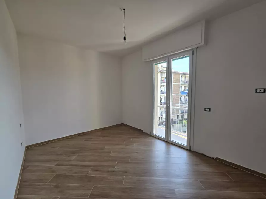 Immagine 4 di Appartamento in vendita  in via dei menabuoi 2 a Firenze