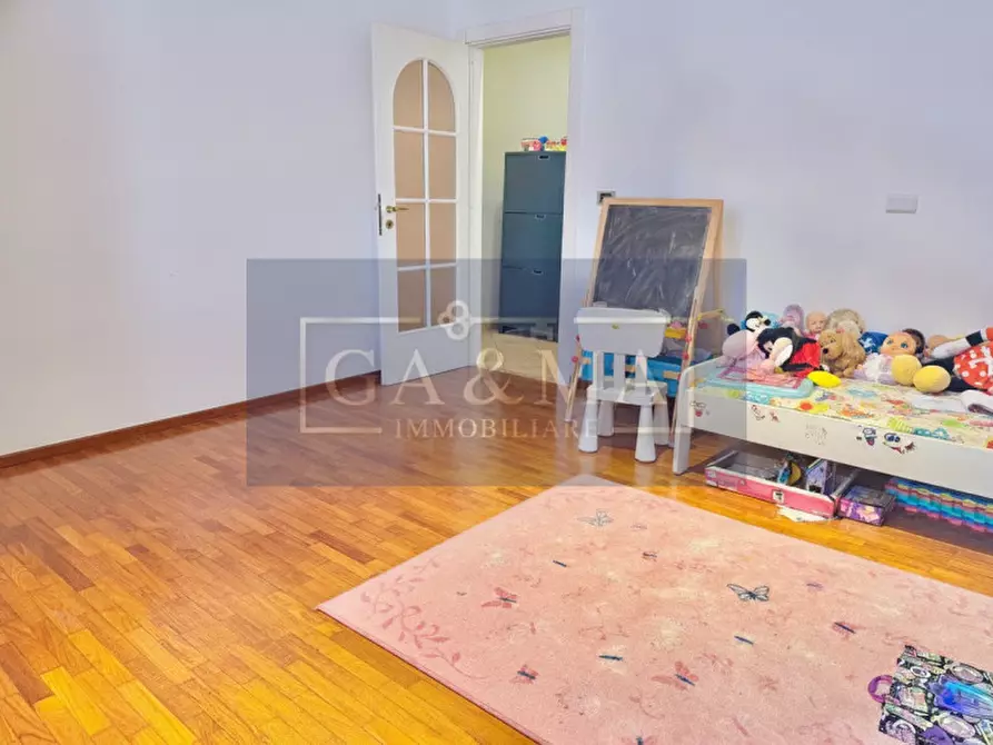 Immagine 17 di Appartamento in vendita  in Via Venezia a Parma