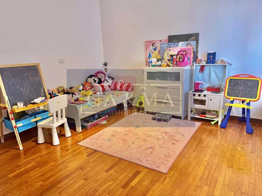 Immagine 18 di Appartamento in vendita  in Via Venezia a Parma