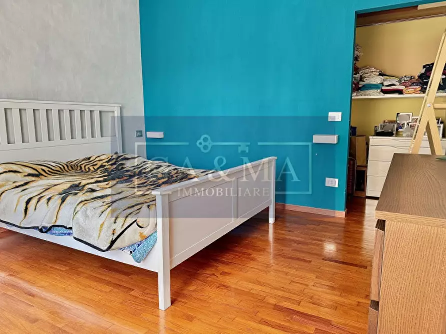 Immagine 21 di Appartamento in vendita  in Via Venezia a Parma