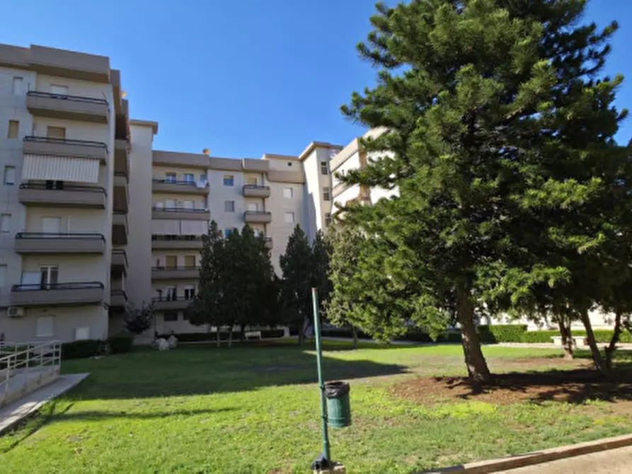 Immagine 3 di Appartamento in vendita  in Viale Scala Greca a Siracusa