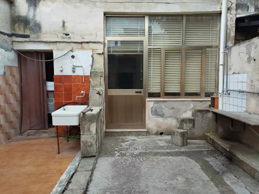 Immagine 14 di Casa indipendente in vendita  in Via Vittorio Veneto a Melpignano