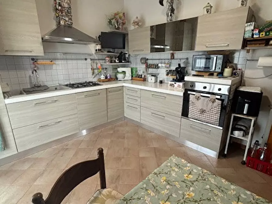 Immagine 6 di Casa indipendente in vendita  in via fratelli cervi a Loro Ciuffenna