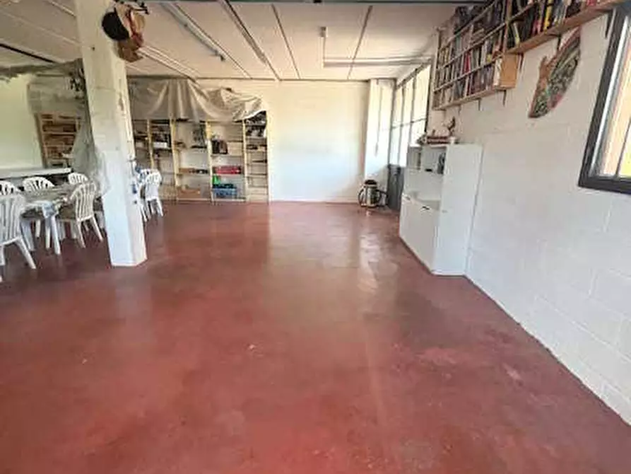 Immagine 37 di Casa indipendente in vendita  in via fratelli cervi a Loro Ciuffenna
